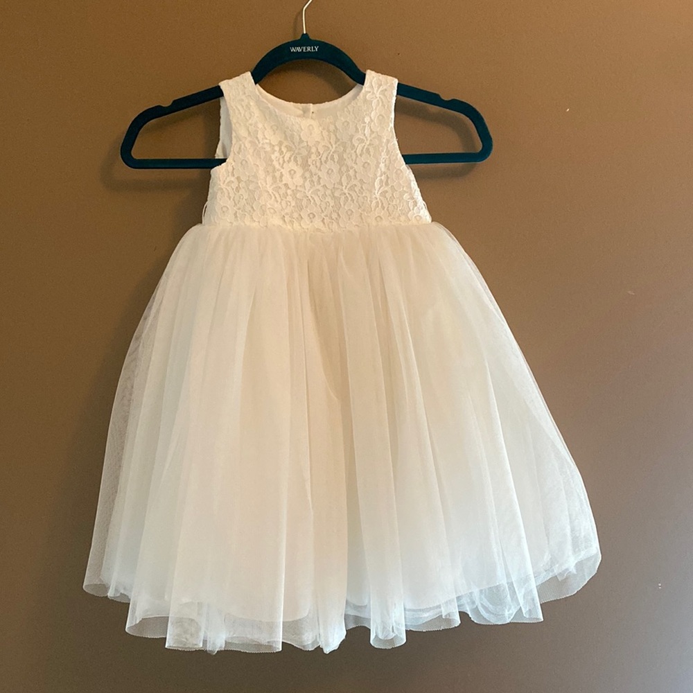 Little girls flower girl dress